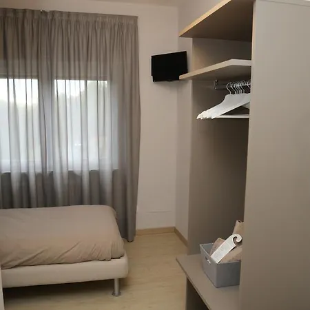 Bed & Breakfast L'essenziale *